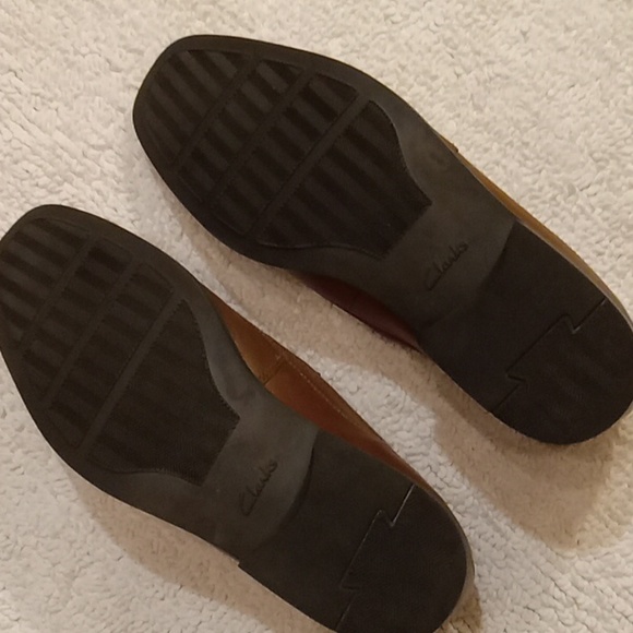 Collection by Clarks slip on loafers - Picture 5 of 8